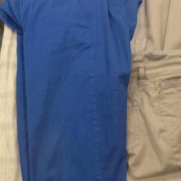 Chico’s Bundle Size 1.5 Two capris and 1 Pants - Picture 2 of 11